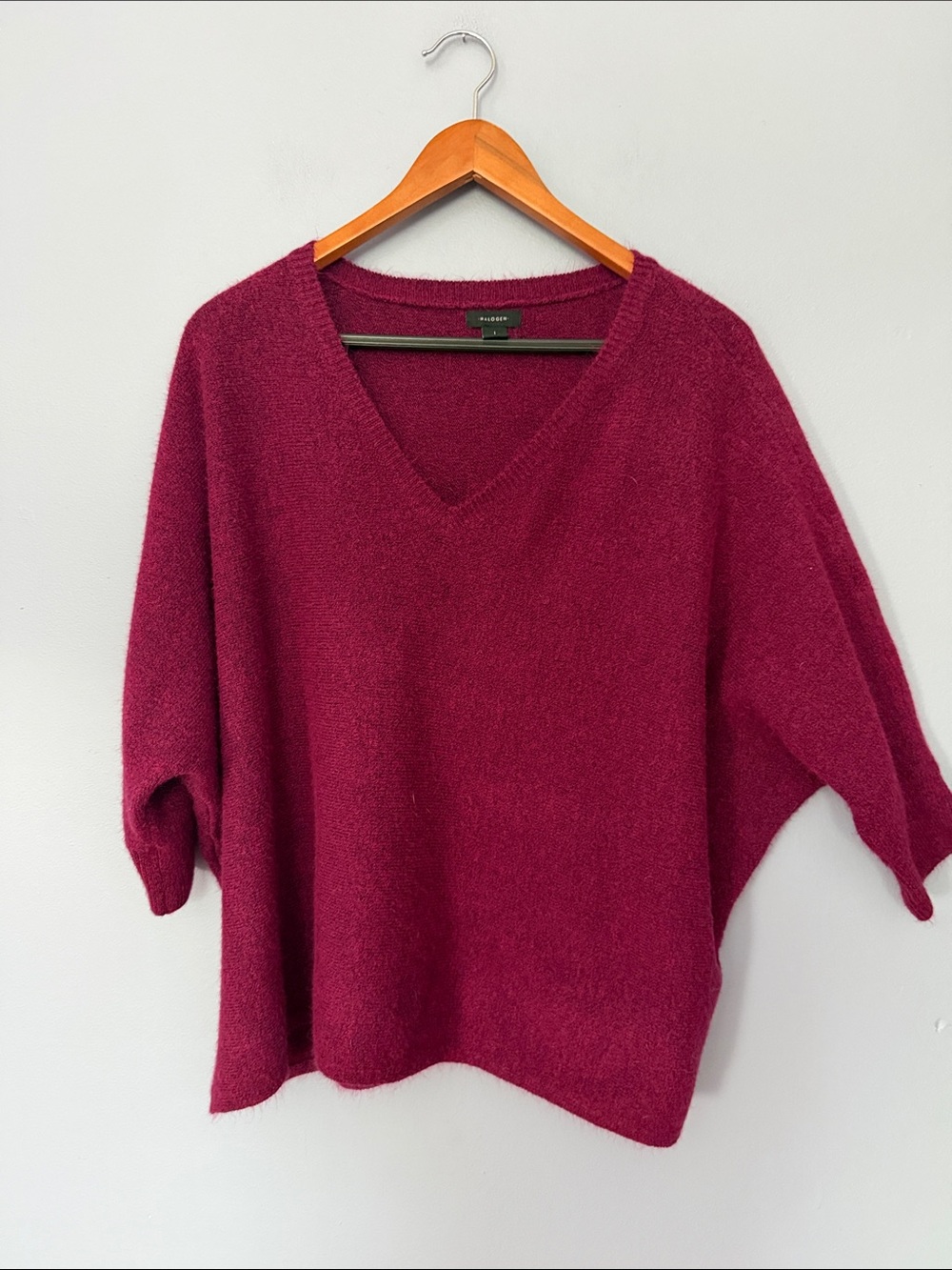 Halogen Oversized Cropped V-Neck Sweater Women’s Large Berry Fuzzy Knit